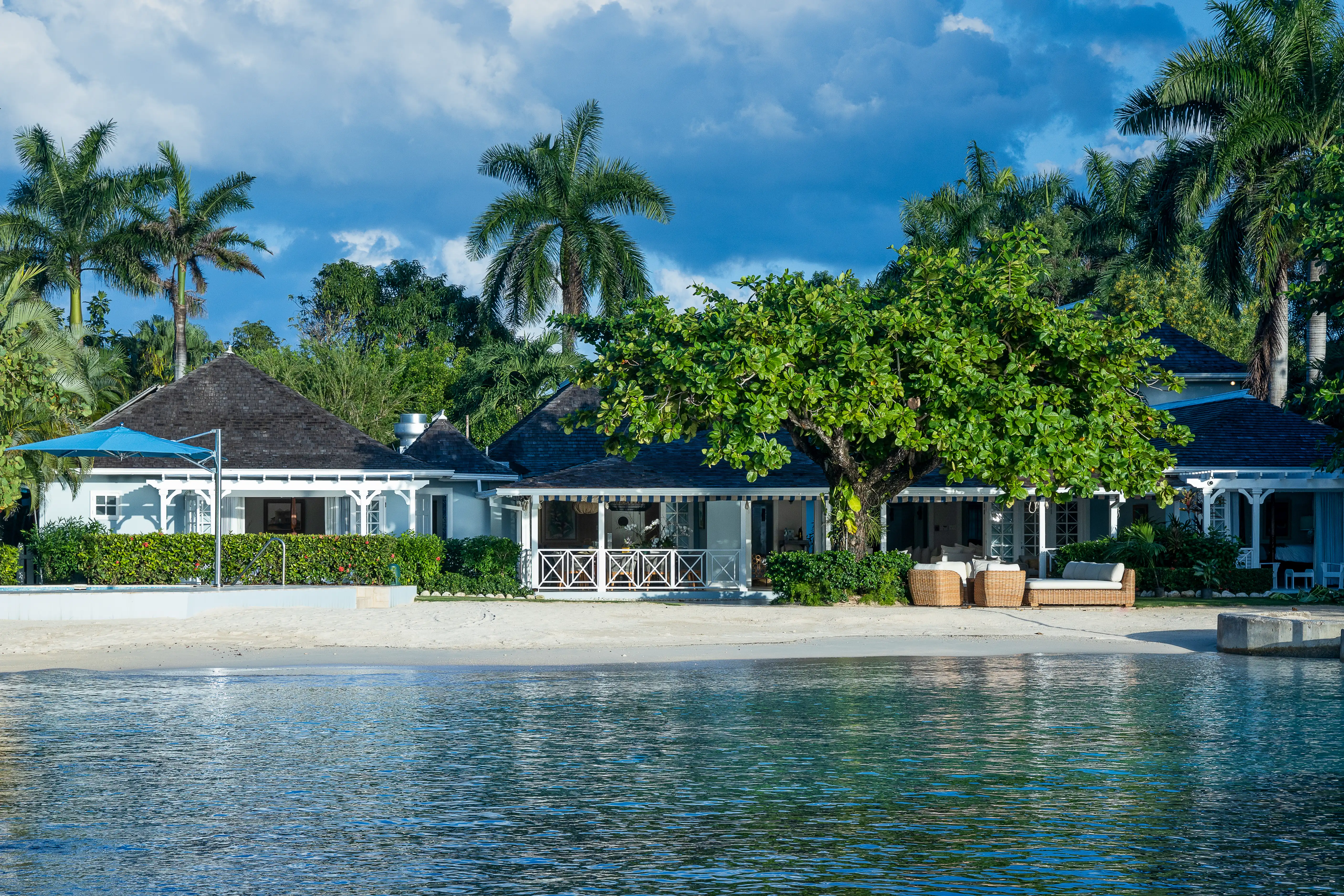 Sundown on the Beach - Image 29