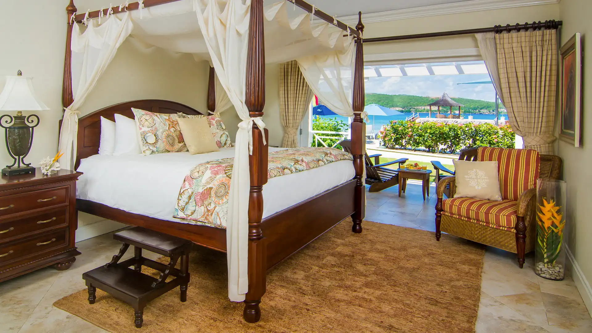 Sundown on the Beach - Image 5